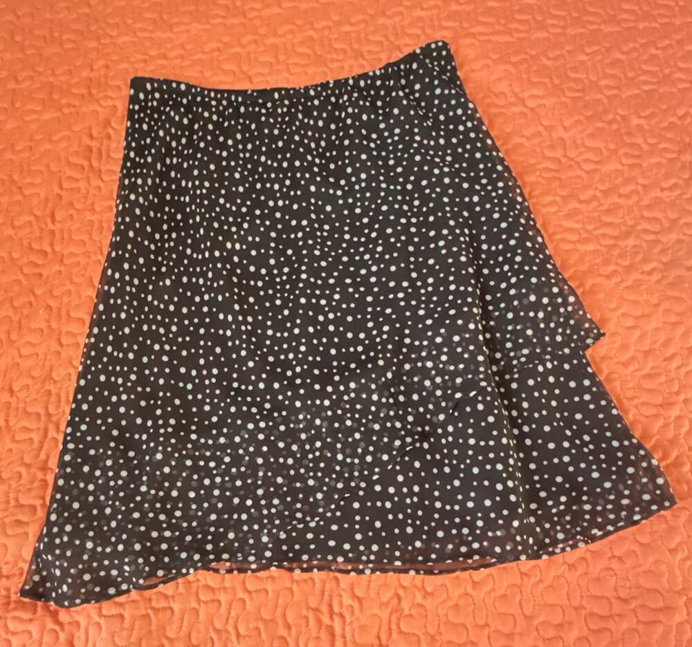 Karin Stevens Black and White Polka Dot Asymmetric Ruffle Hem Skirt Large